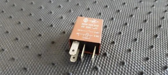 Opel Movano B Other relay 8200263342 29200041