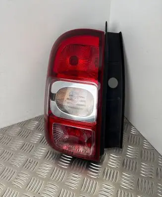 Dacia Duster Rear/tail lights 62421801 265551679R