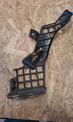 Mercedes-Benz CLA C117 X117 W117 Front bumper mounting bracket A1178856400