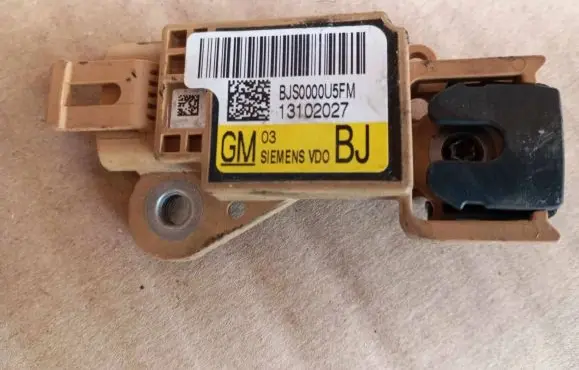 Opel Signum Airbag deployment crash/impact sensor 13102027