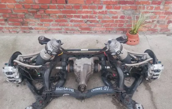 Porsche Cayenne (92A) Rear axle beam with reductor 4460310092