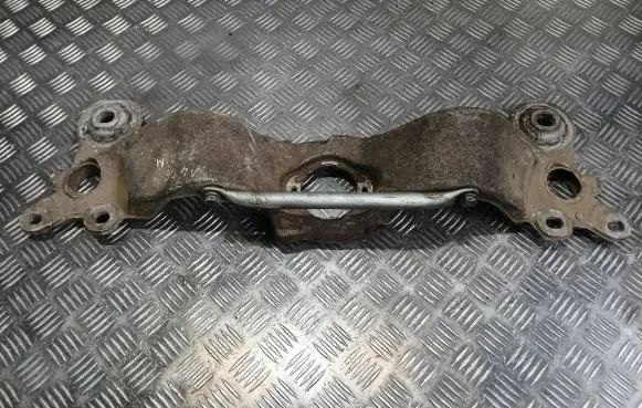 Audi A4 S4 B6 8E 8H Gearbox mounting bracket 8e0399263ab