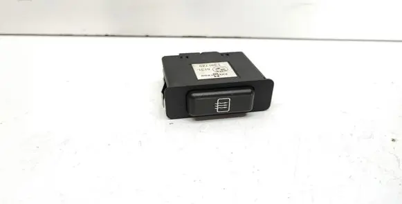 BMW 5 E34 Mirror heating switch 1391749