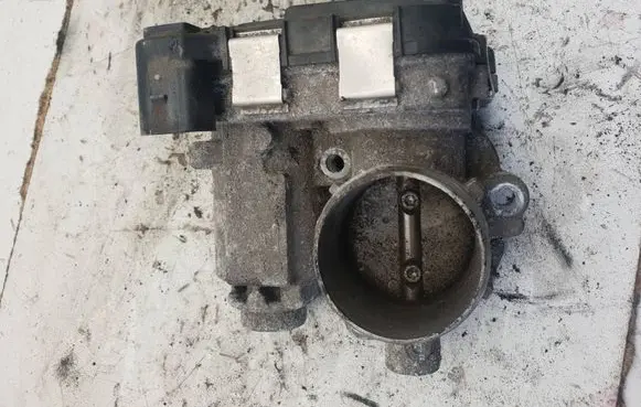 Seat Ibiza IV (6J,6P) Throttle valve 04C133062D