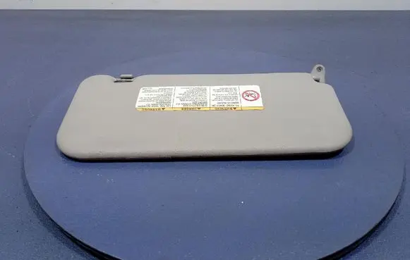 Mitsubishi Pajero Pinin Sun visor 