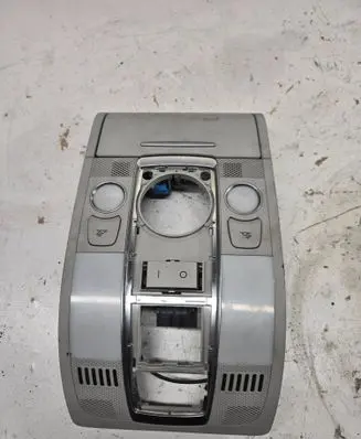 Audi A6 S6 C6 4F Front seat light 4F0947135BQ