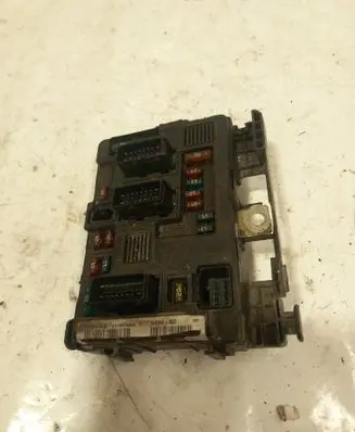 Citroen Berlingo Fuse module 9650618580 571144863