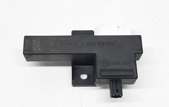 Audi A7 S7 4K8 Keyless system antenna 8K0907247
