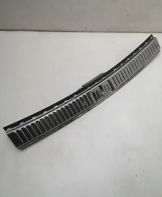 Volkswagen Touareg II Trunk/boot sill cover protection 7P0863459