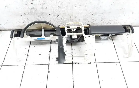 KIA Sorento Dashboard 973513E060 847103E012WK