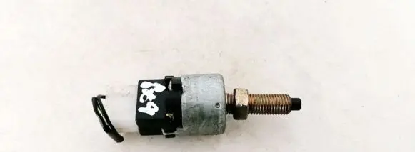 Mitsubishi Carisma Brake pedal sensor switch