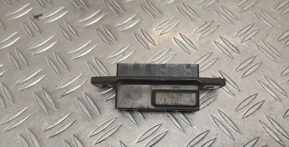 Toyota Urban Cruiser (XP110) Tailgate opening switch 