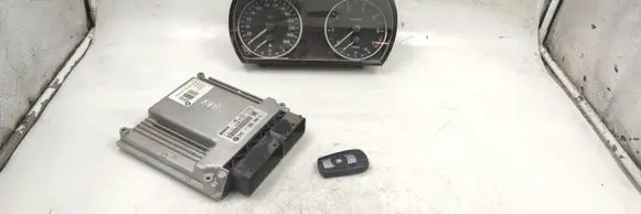 BMW 3 E90 E91 Engine ECU kit and lock set 0261201160 7565300 9141479