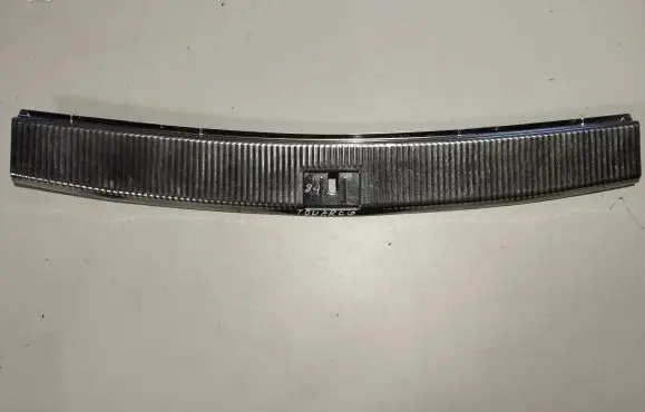 Volkswagen Touareg I Trunk/boot sill cover protection 7L6863459B