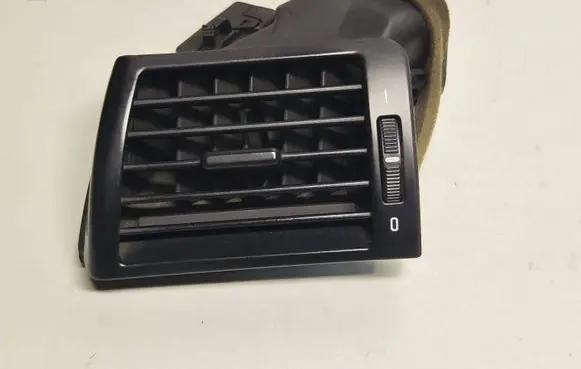 BMW 3 E46 Dashboard side air vent grill/cover trim 369701 8361897