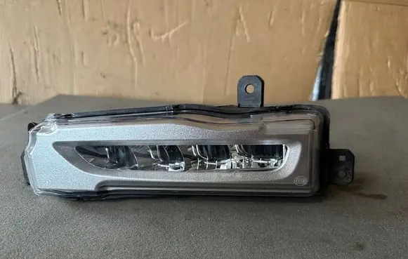 BMW X5 G05 Front fog light 7406366 01281004