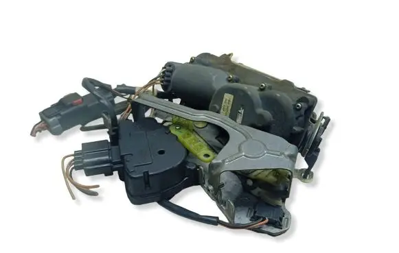 Chrysler Voyager Sliding door lock 25000282KASACJA 25000282