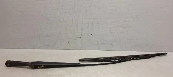 Opel Zafira A Front wiper blade arm GM90582558RH SWF1821829