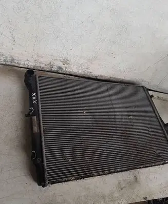 Volkswagen PASSAT CC Coolant radiator