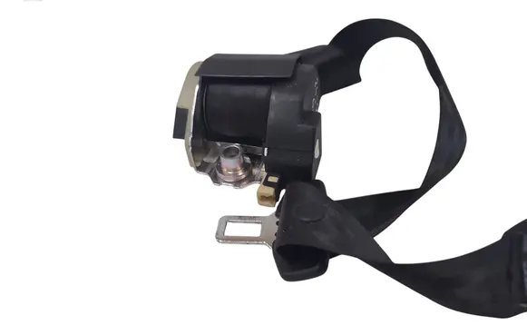 Middle seatbelt (rear)