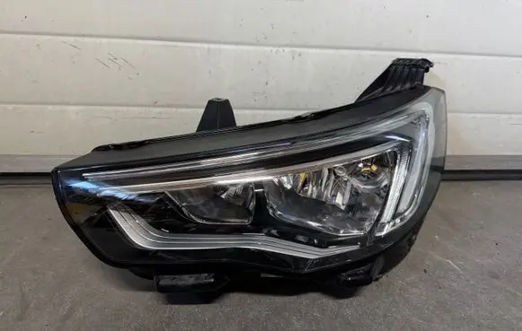 Opel Grandland X Headlight/headlamp YP00015780