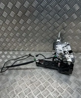 Mercedes-Benz SLK R172 Front door lock A0997200735 01050255046
