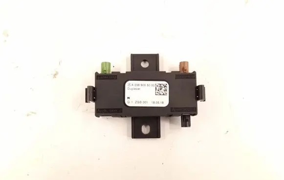 Mercedes-Benz GLC X253 C253 Radio antenna 2389055000 A2389055000