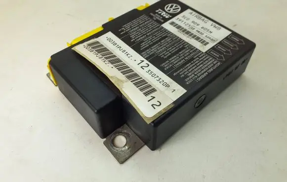 Volkswagen PASSAT B6 Airbag control unit/module 3C0909605M 391125 12H032S2522