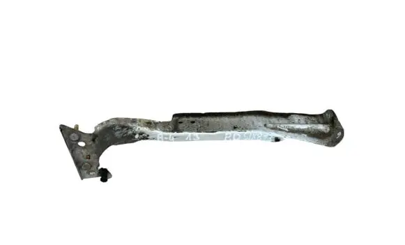 Audi A4 S4 B8 8K Fender mounting bracket 8K0821136
