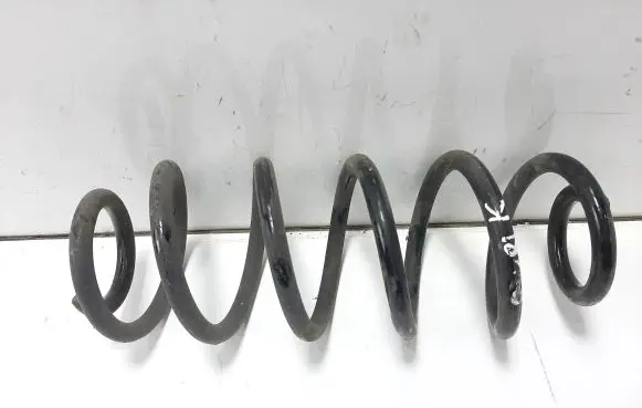 Audi A4 S4 B8 8K Rear coil spring