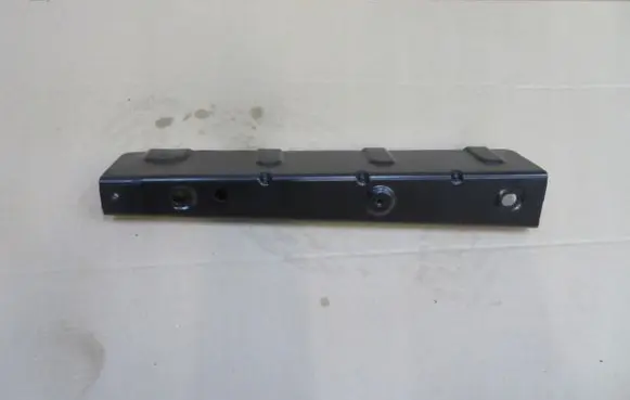 Fender mounting bracket