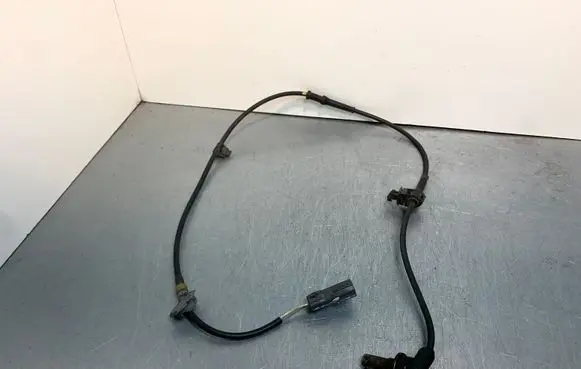 Mazda CX-7 ABS brake wheel speed sensor 70904