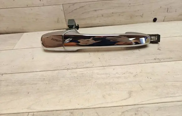 Mazda CX-7 Rear door exterior handle
