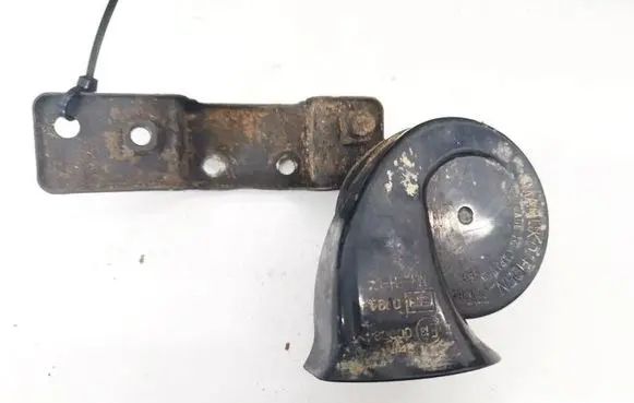 Subaru Legacy Horn signal E130094 E13000094
