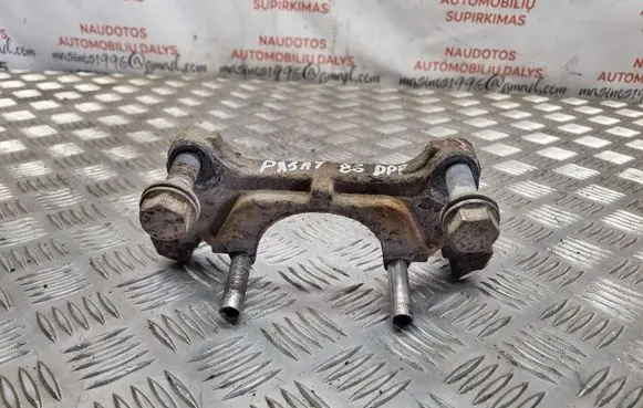 Volkswagen PASSAT B6 Front Brake Caliper Pad/Carrier 