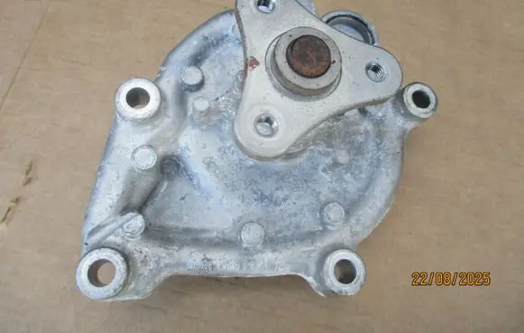Mini One - Cooper Coupe R56 Water pump V761902080