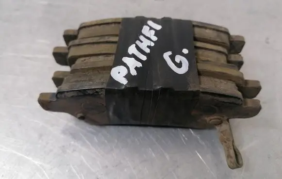 Nissan Pathfinder R51 Brake pads (rear) 
