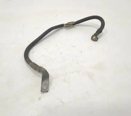 Volkswagen Touran I Negative earth cable (battery) 