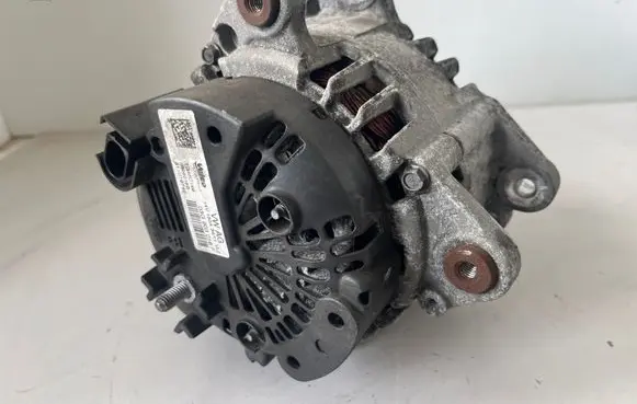 Audi Q5 SQ5 Generator/alternator 03G903016F