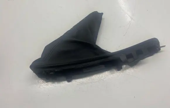 BMW 1 E81 E87 Handbrake trim 13599911