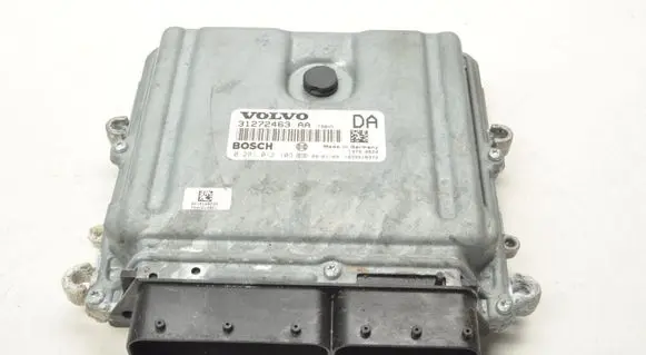 Volvo V50 Engine control unit/module ECU 31272463