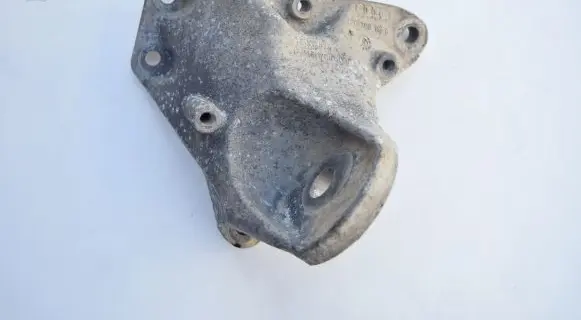 Audi A6 S6 C6 4F Gearbox mounting bracket 4E0399113B