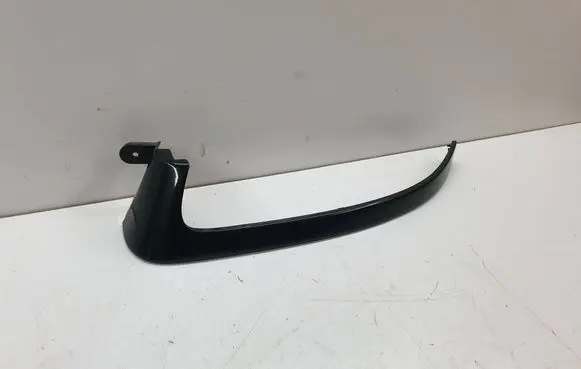 Under headlight/headlamp trim