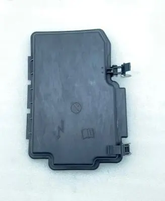 Mercedes-Benz GLE (W166 - C292) Fuse box cover A1665400182 18567321