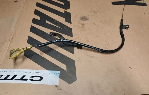 Jeep Cherokee III KJ Oil level dip stick 
