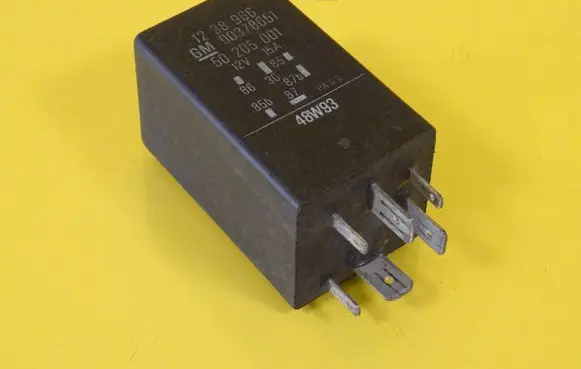 Opel Vectra A Other relay 90378651 1238966