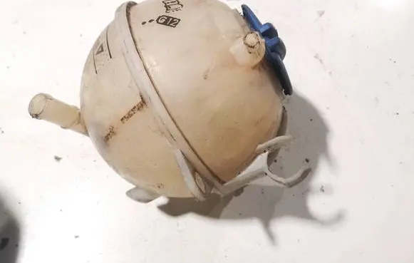 Volkswagen Golf Plus Coolant expansion tank/reservoir 1K0121407A
