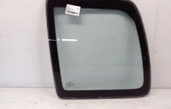 Jeep Cherokee Rear side window