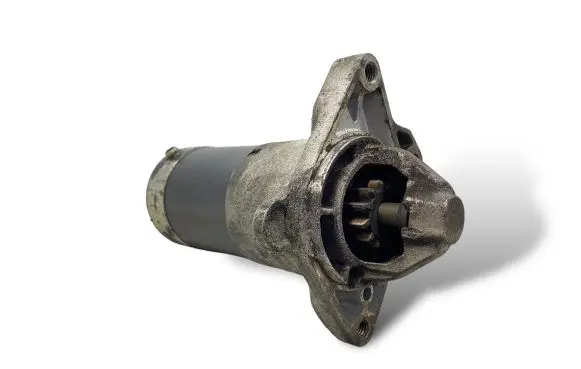 Opel Vivaro Starter motor RM1T80681