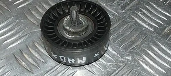 Ford Puma Timing belt tensioner FORD_PUMA_1.7_16V_125KM_MHB_ROLKA_NAPINACZA